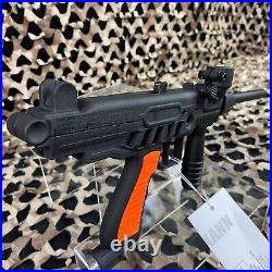 NEW Tippmann FT-50 Flip-Top. 50 Cal Rental Paintball Gun Black/Orange